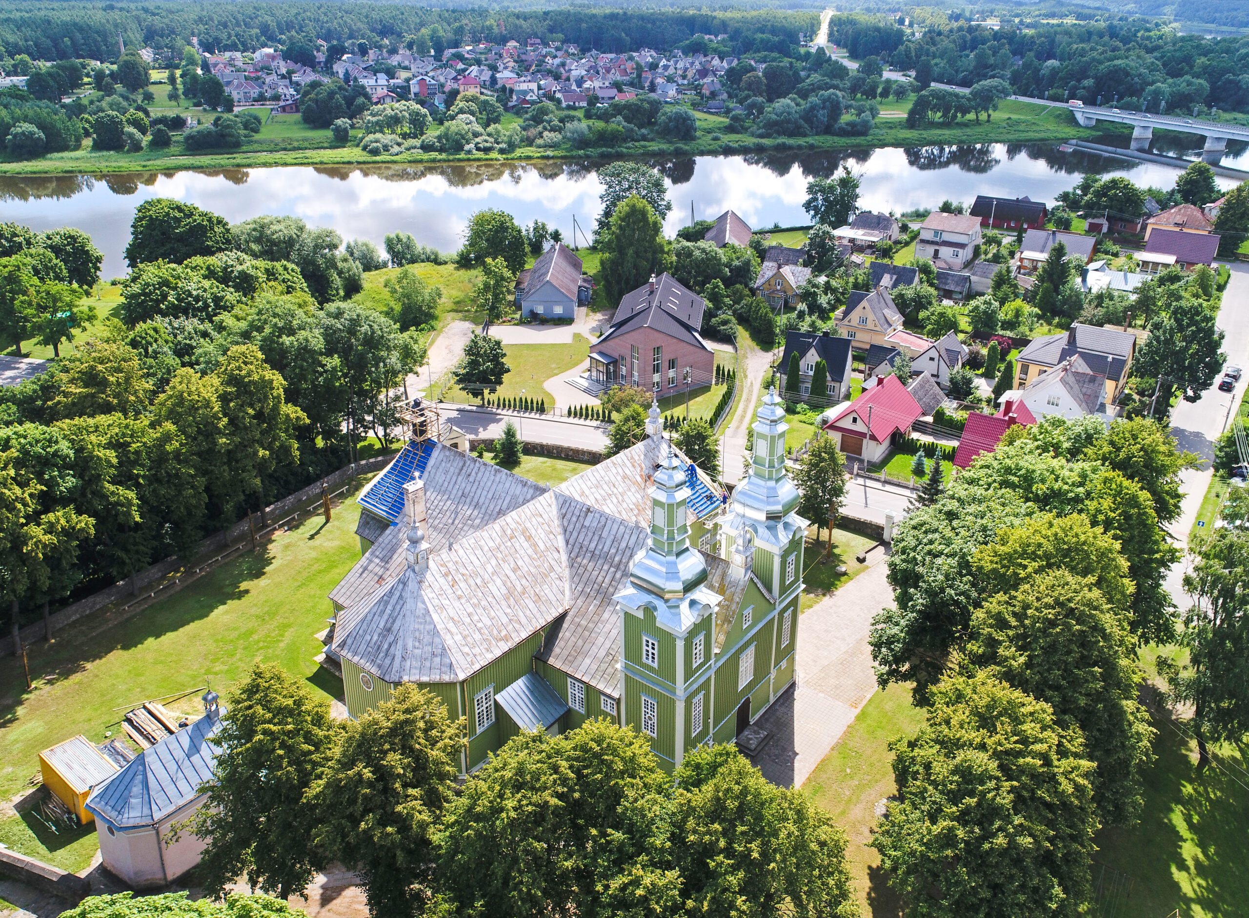 Prienų Kristaus Apsireiškimo bažnyčia