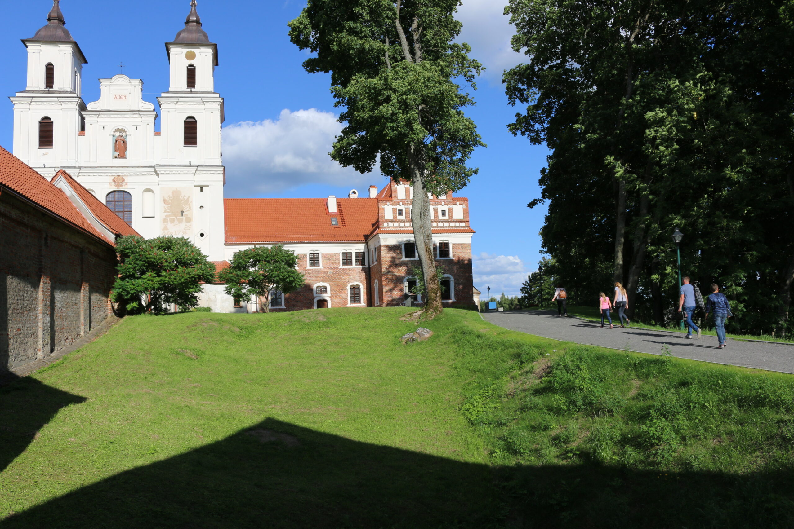 VšĮ „Tytuvėnų piligrimų centras“