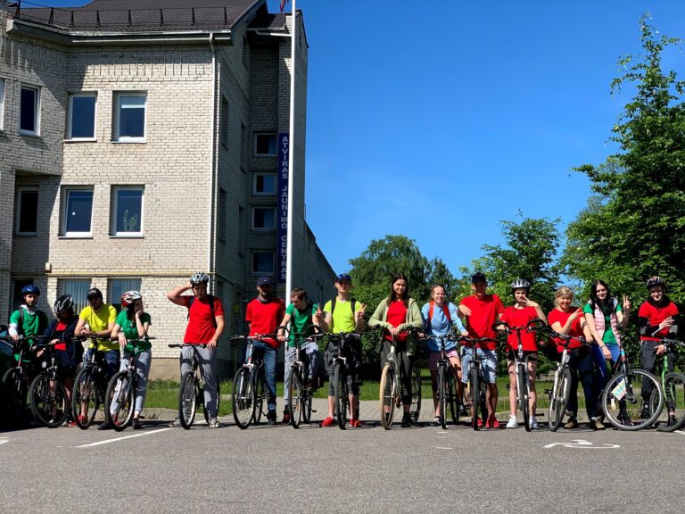 Šv. Jokubo kelio ambasadorių žygis Telšiuose