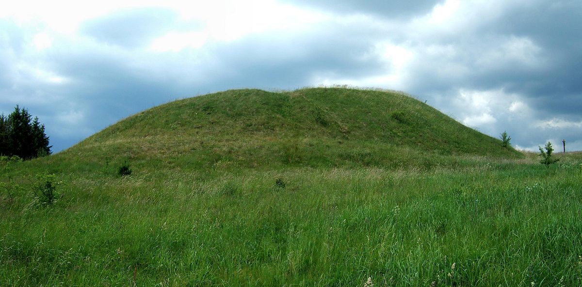 Žuklijų piliakalnis