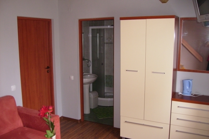 „Gerugnė”, svečių namai ir kavinė
