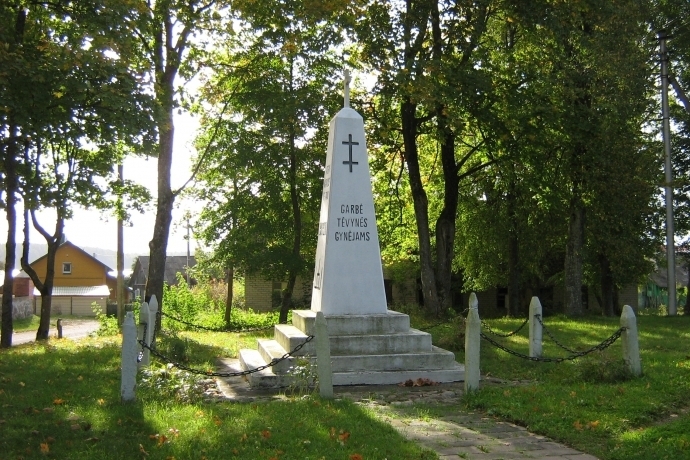 Paminklas Lietuvos nepriklausomybės dešimtmečiui (1918-1928) Joniškyje